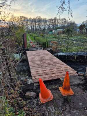 brug-dek